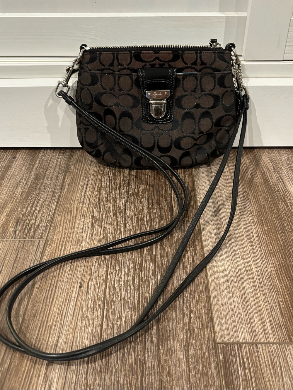 Vintage Coach Signature Poppy Swingpack Crossbody Bag